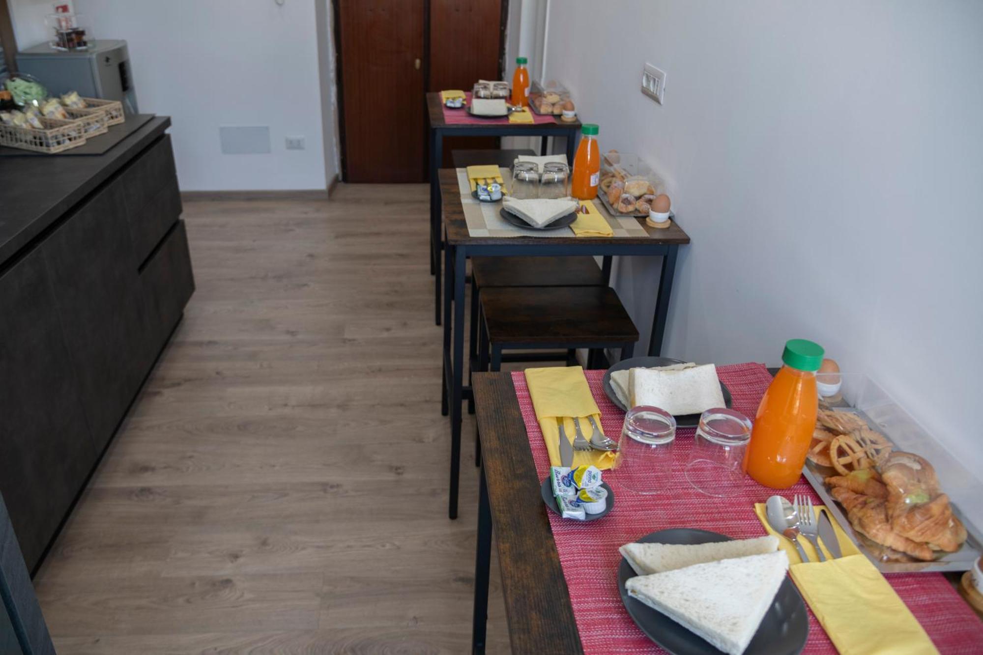 Trastevere New Luxury Rooms Rome Buitenkant foto